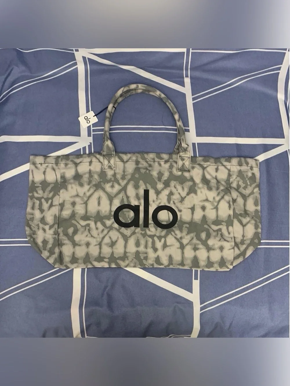 🍬ALO Yoga Tie-Dye Gray & White Canvas Tote